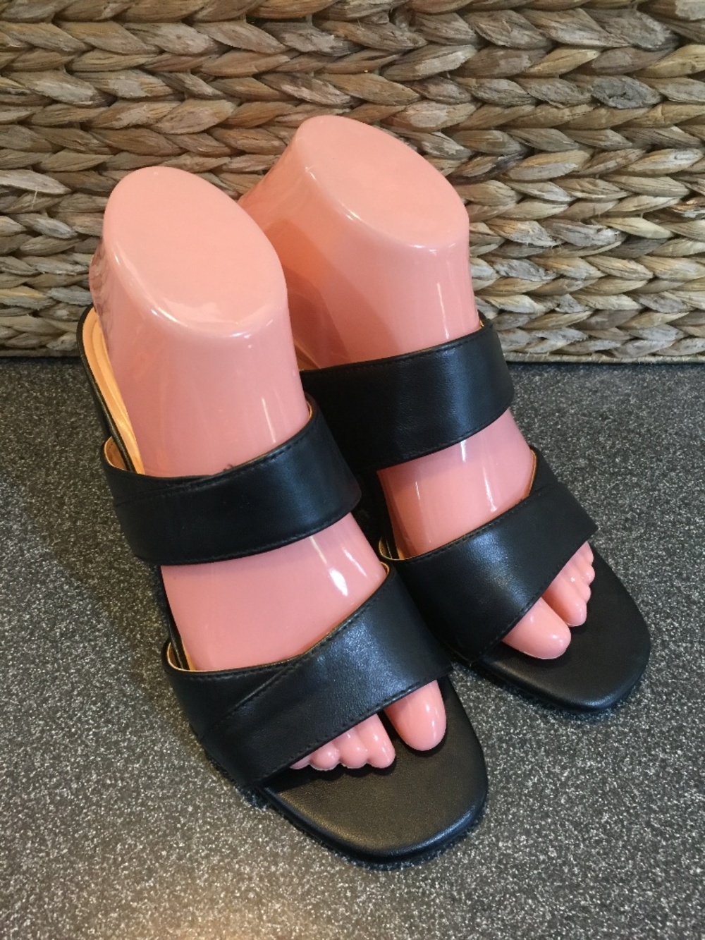 Adrienne Vittadini Ava Leather Sandals